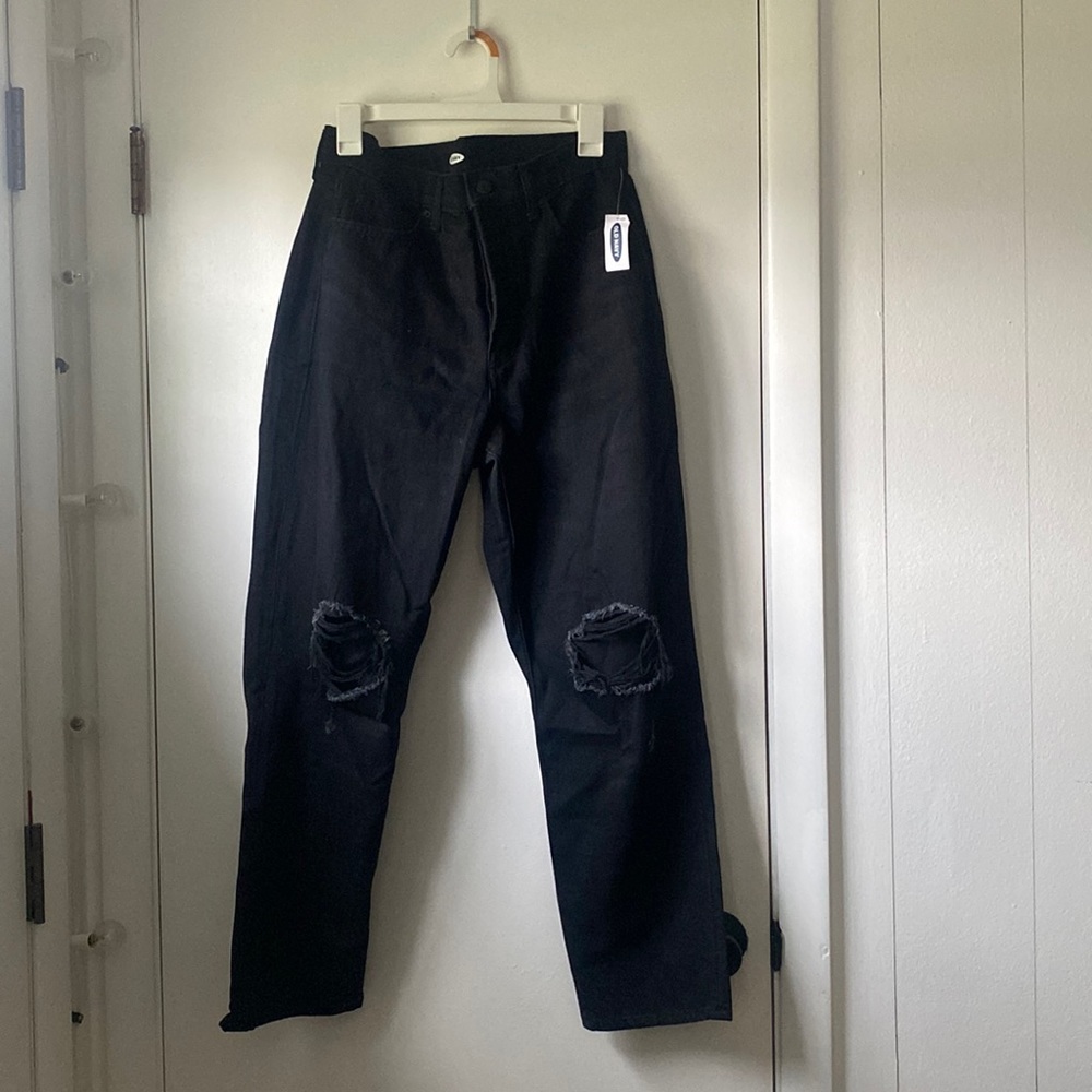 ✨ NWT Old Navy Black Distressed Boyfriend-Fit Jeans